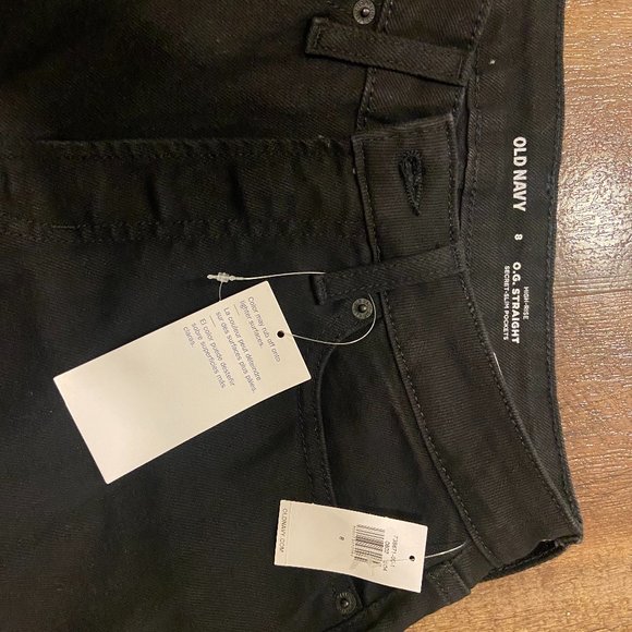 Curvy High-Waisted O.G. Straight Black Ankle Jeans for Women - Picture 5 of 5